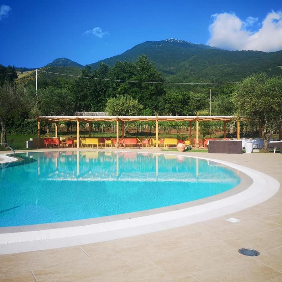 Agriturismo Il Castagneto ปาดูลา ภายนอก รูปภาพ