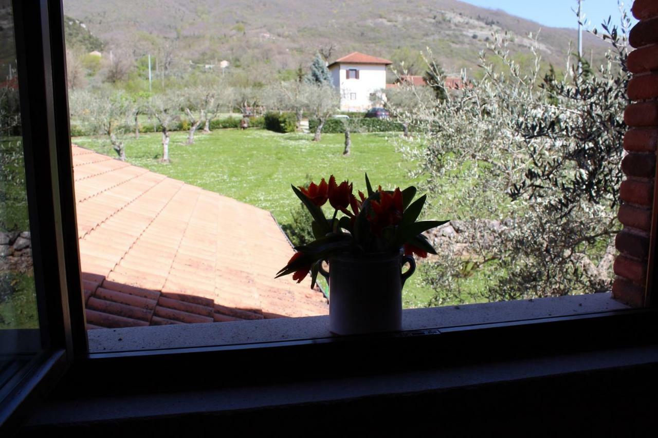 Agriturismo Il Castagneto ปาดูลา ภายนอก รูปภาพ