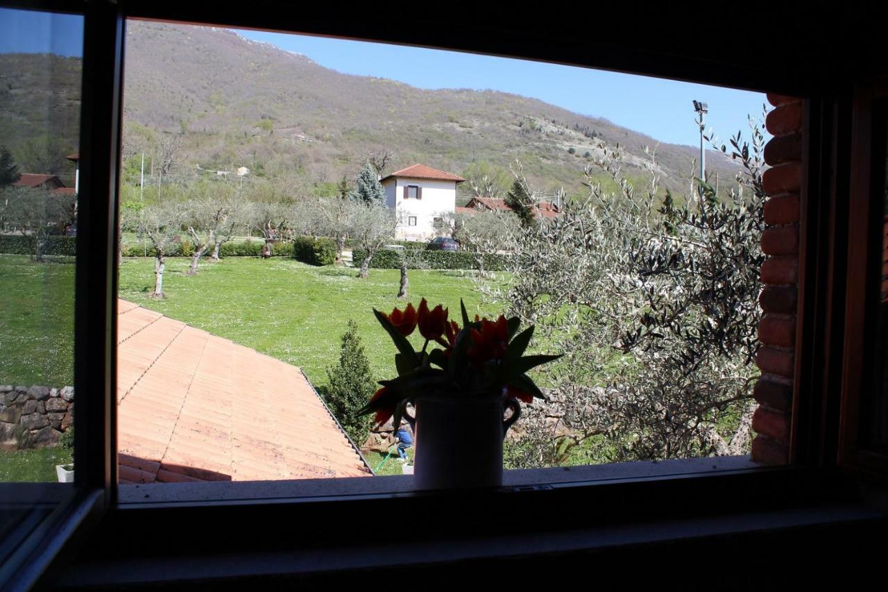 Agriturismo Il Castagneto ปาดูลา ภายนอก รูปภาพ
