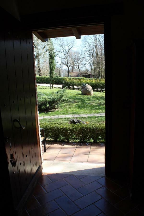 Agriturismo Il Castagneto ปาดูลา ภายนอก รูปภาพ