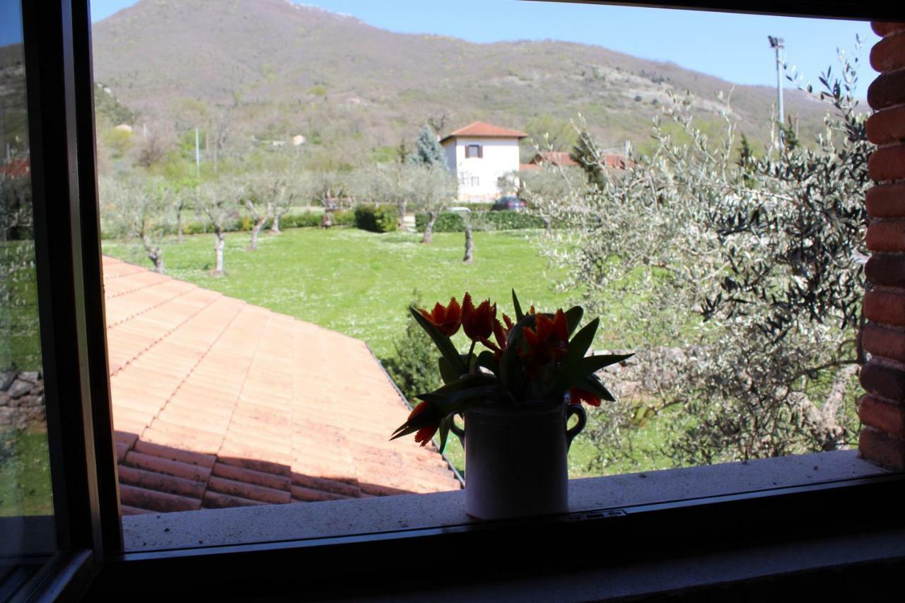 Agriturismo Il Castagneto ปาดูลา ภายนอก รูปภาพ